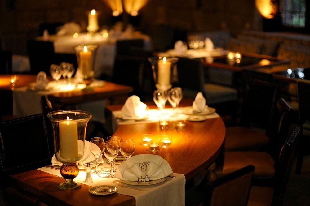 Landa Otel Burgo Restoran fotoğraf Candlelight dinner